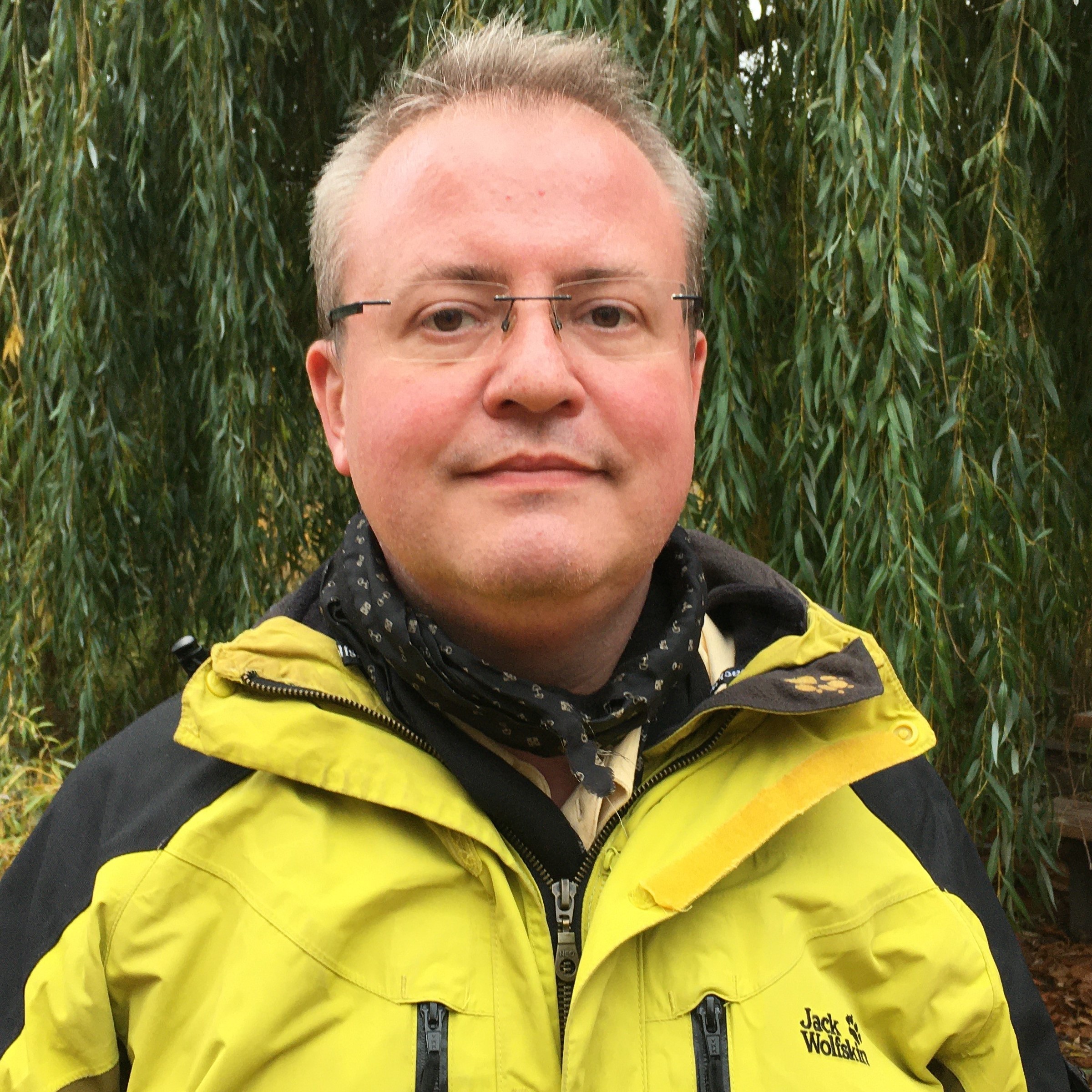Dr. Thomas Roessing