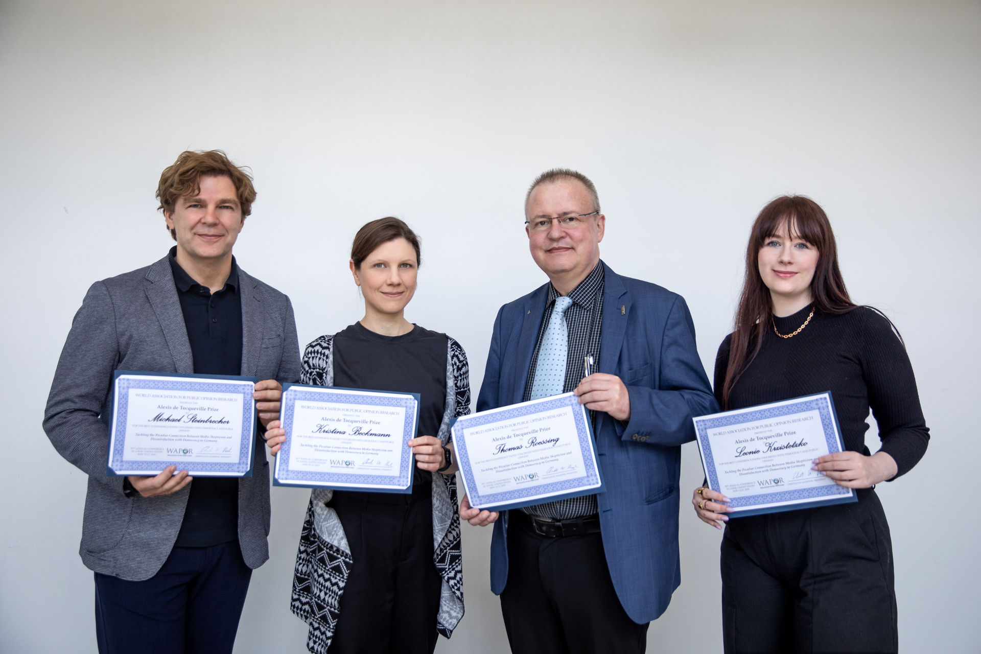 Forschungsteam der TU Dortmund mit dem Alexis de Tocqueville-Award der WAPOR ausgezeichnet